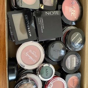 Eye shadows